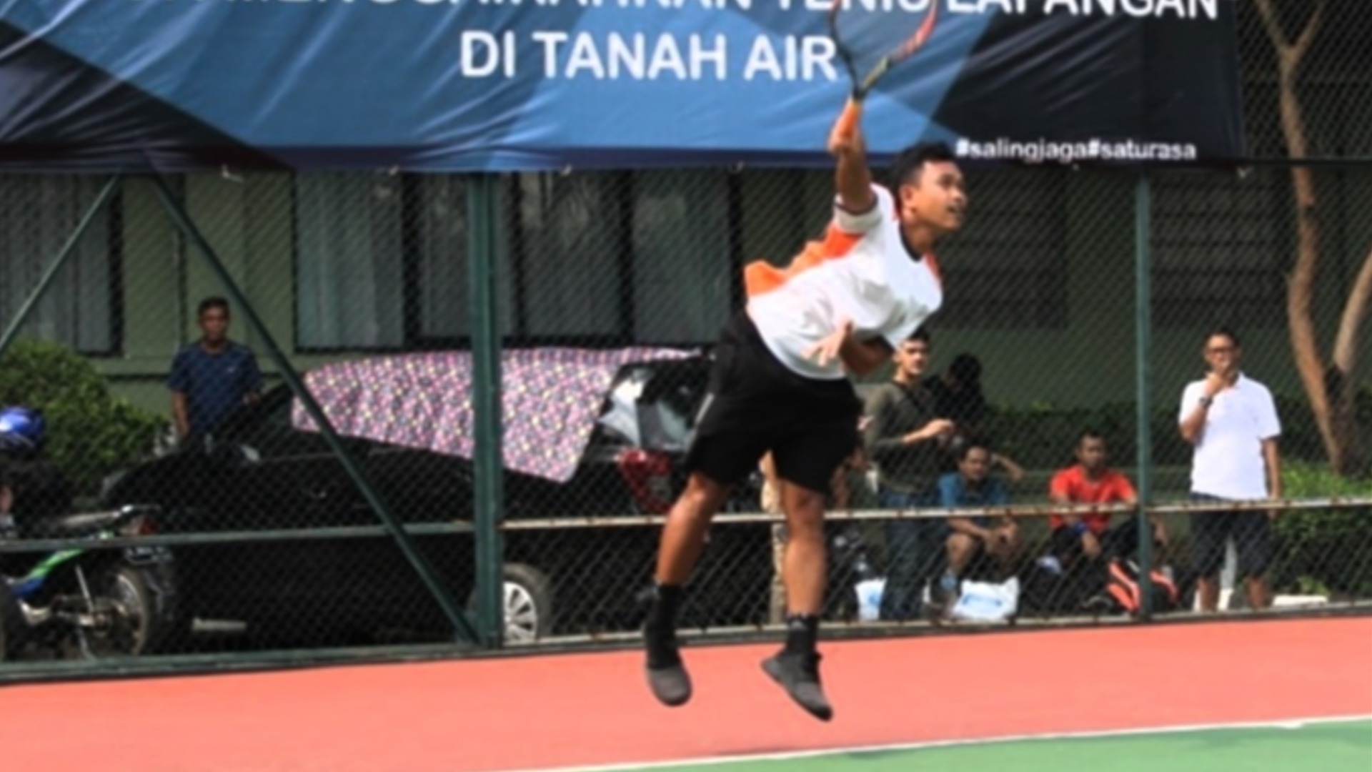 Coach Tenis Budy Hartanto