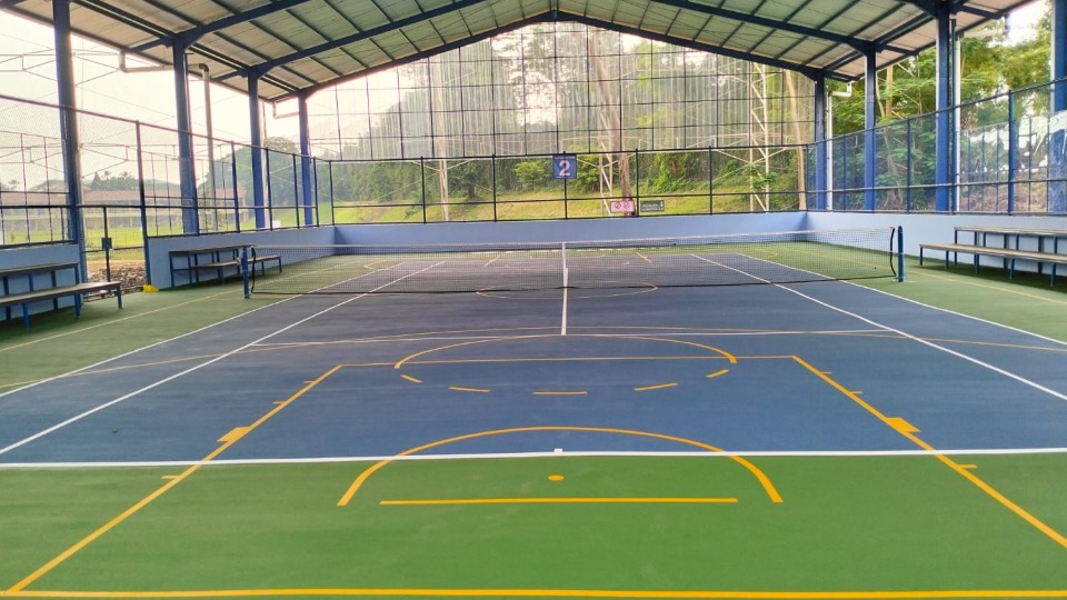 Lapangan Tenis KMB