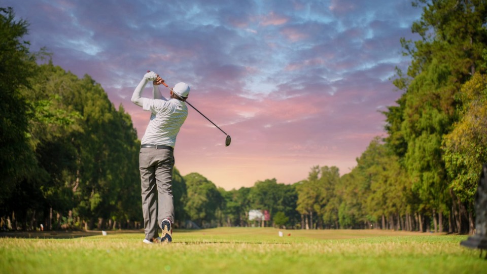 Padang Golf Adisutjipto
