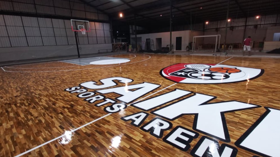 Halfcourt Basketball B