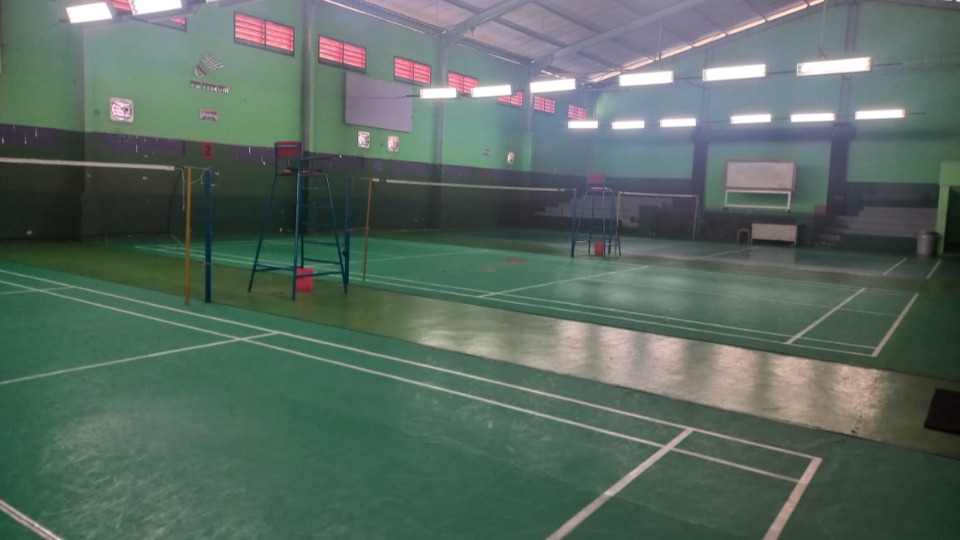 Lapangan Bulu Tangkis Indoor 3