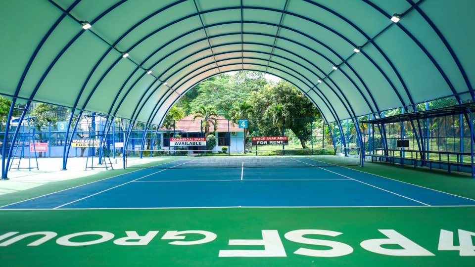 Tennis Semi Indoor 4